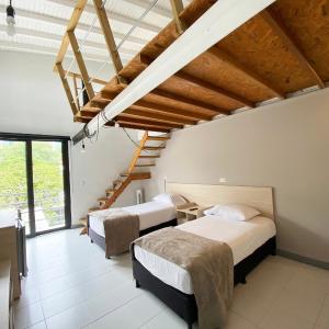 Duplex Quadruple Room