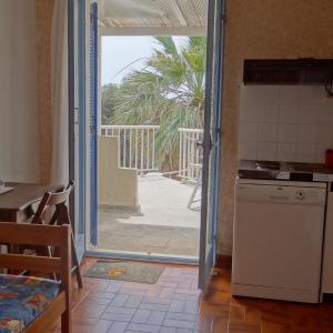 One-Bedroom Apartment (4 Adults)