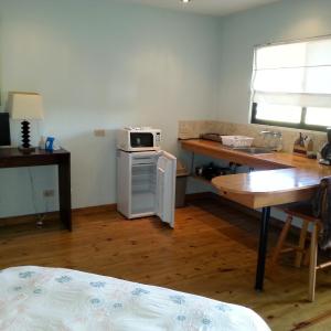 Studio (4 Adults)