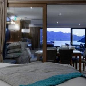 Lakeview Suite