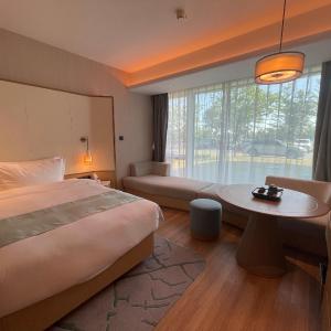King Room - Mobility Accessible