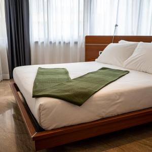 Deluxe Suite with Spa Bath