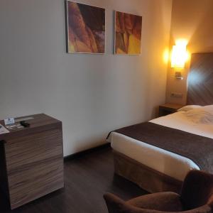 Budget Single Room
