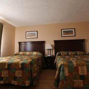 Queen Suite with Two Queen Beds and Gulf View - Top Floor