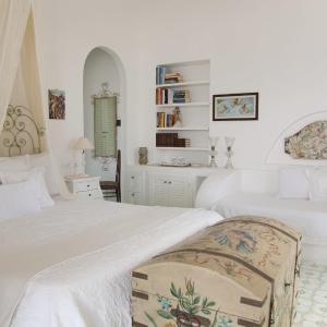 Junior Suite (3 Adults) with Terrace and Sea View