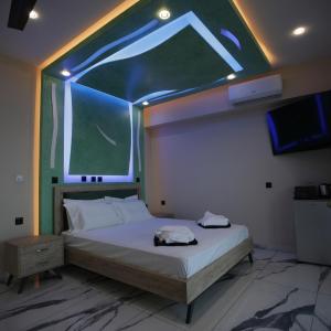 Double Room with Balcony and Sea View
