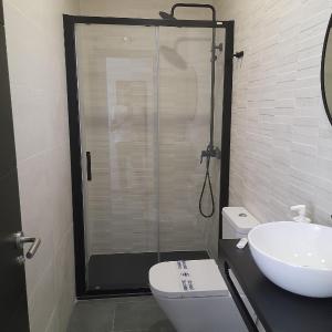Twin Room with Private Bathroom