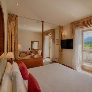 Junior Suite with Balcony and Spa Access