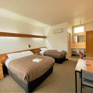 Triple Room with Garden View