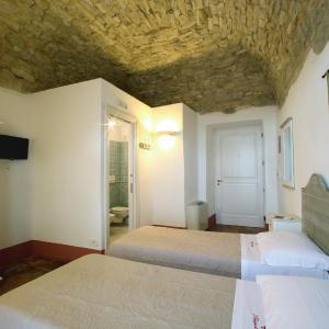 Twin Room with Balcony