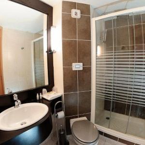 Double Room with 2 Single Beds
