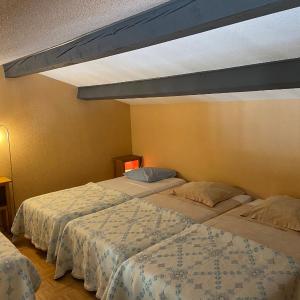 One-Bedroom Cottage (4 Adults + 2 Children)