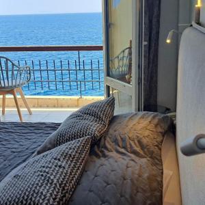 Double or Twin Room with Sea View