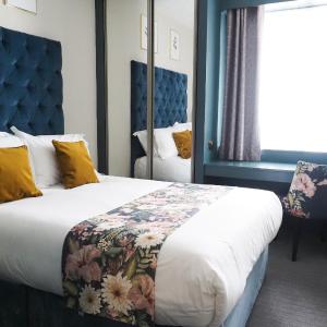 Deluxe Family Suite