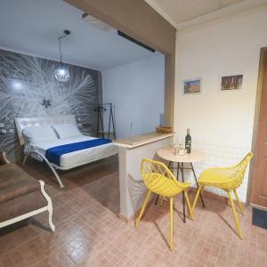 Deluxe Suite with Spa Bath