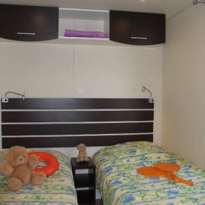 Two-Bedroom Mobile Home (4-6 People)