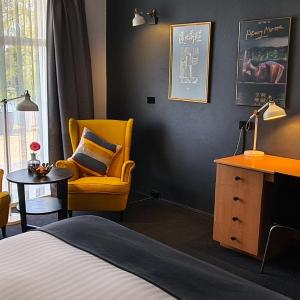 Signature Deluxe King Terrace Room