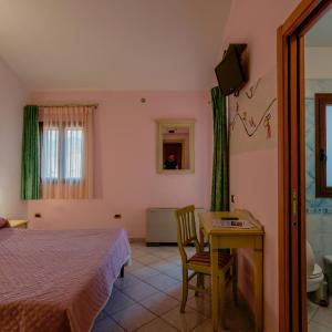 Superior Double or Twin Room with Pool View