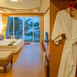 Deluxe Double Room with Ocean View