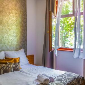 Double Room with Lake View