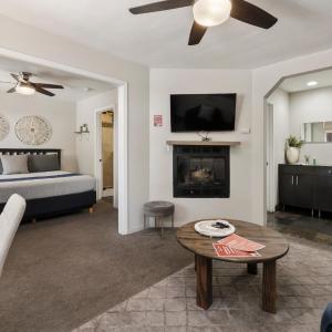 King Suite with Spa Bath