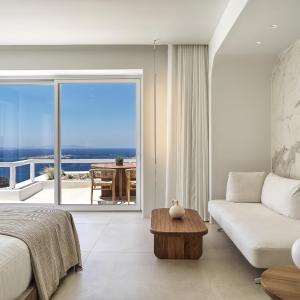 Lovia Suite Private Pool Sea View