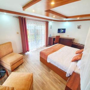 Deluxe King Room