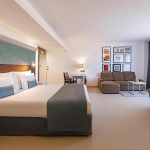 Junior Suite with Balcony