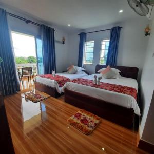 Deluxe Family Room