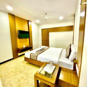 Large Double Room