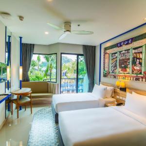 Two Bedroom Family Pool View