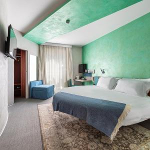 Premium Superior Room