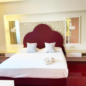 King Suite with Balcony