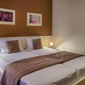 Double or Twin Room with Extra Bed
