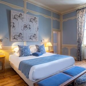 Deluxe Family Suite