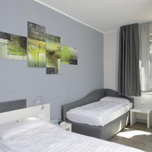 Basic Triple Room