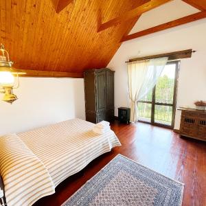 Junior Suite with Mountain View