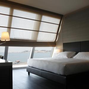 Double Room with Sea View and Spa Package