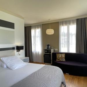 Deluxe Double or Twin Room with Sea View