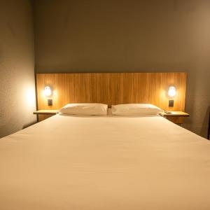 Standard Adapted Room with double bed