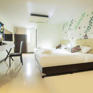 Superior King Room