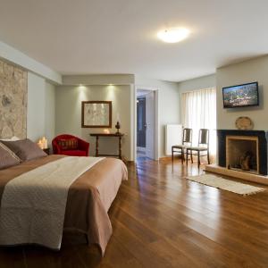 Superior Suite with Spa Bath
