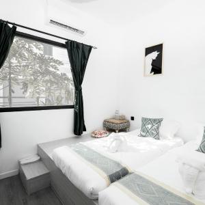 Small Twin Room