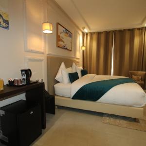 Standard Suite