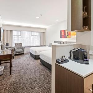 Executive Twin Suite