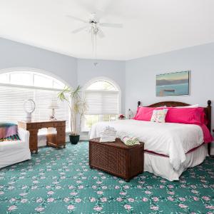 King Room with Lake View