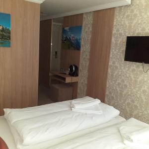 Triple Room with Bathroom