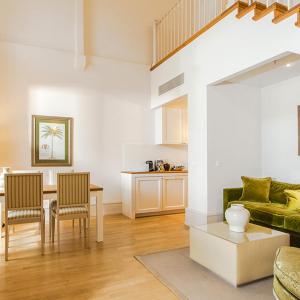 Exclusive Orangerie Suite