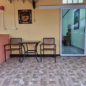 Quadruple Room with Terrace