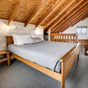 Spa Beachfront Chalet